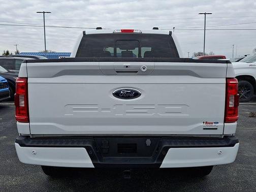 Oxford White 2023 Ford F-150 XLT