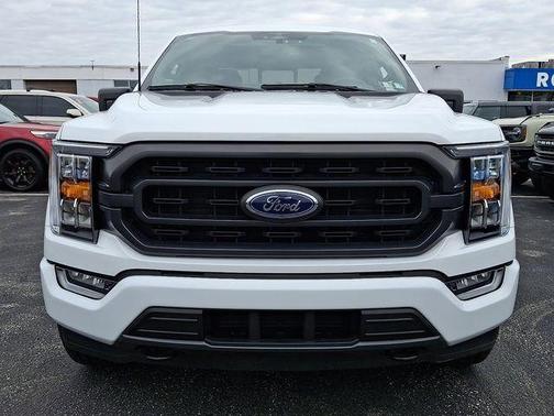 Oxford White 2023 Ford F-150 XLT