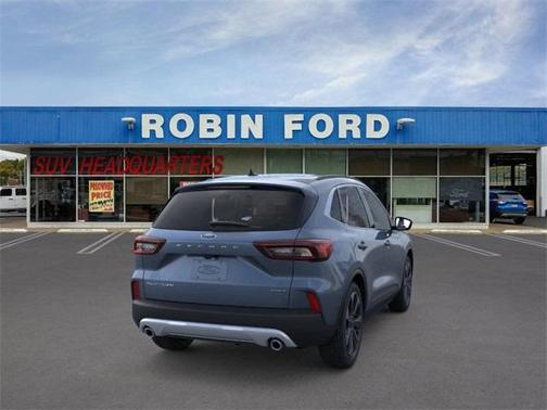 2025 Ford Escape Platinum