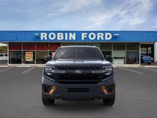 Agate Black Metallic 2026 Ford Expedition Tremor