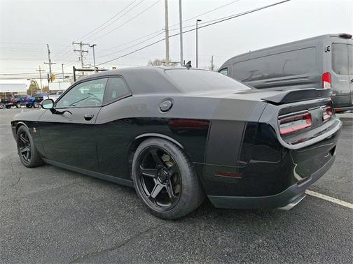2016 Dodge Challenger R/T Scat Pack
