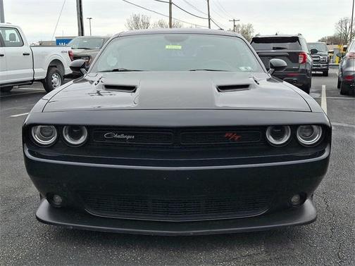2016 Dodge Challenger R/T Scat Pack