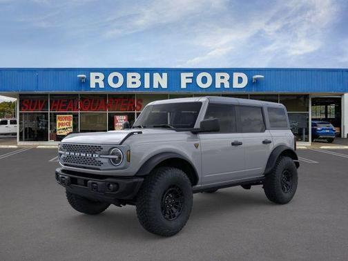 Avalanche Gray 2026 Ford Bronco Badlands