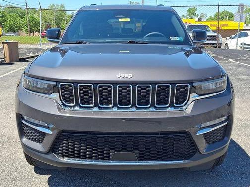 Metallic 2025 Jeep Grand Cherokee Limited
