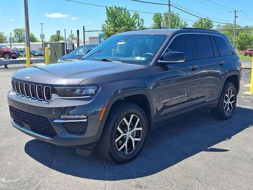 Metallic 2025 Jeep Grand Cherokee Limited