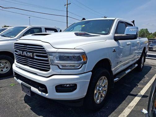 Bright White Clearcoat 2023 RAM 2500 Laramie