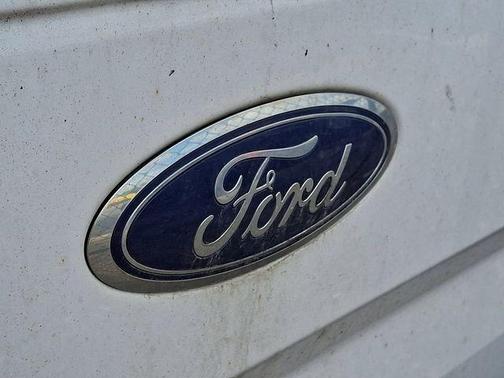 Oxford White 2016 Ford F-150 XL