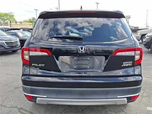 2020 Honda Pilot Touring 8-Passenger