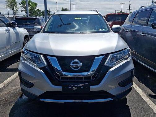 Brilliant Silver 2017 Nissan Rogue SV