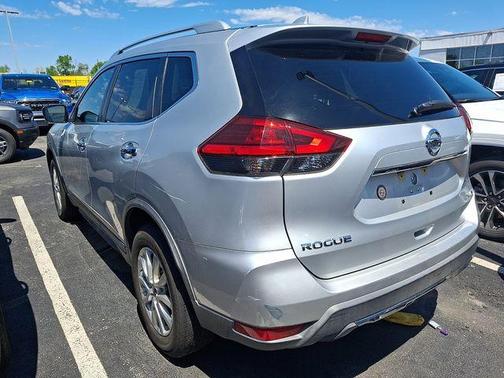 Brilliant Silver 2017 Nissan Rogue SV