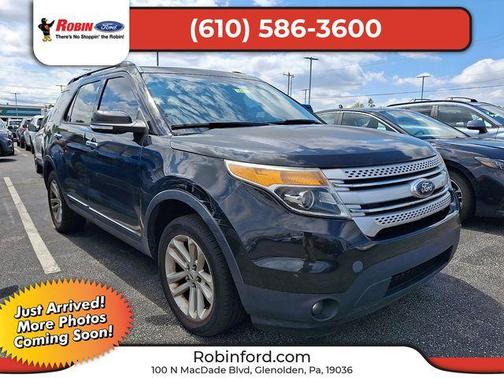 Tuxedo Black Metallic 2014 Ford Explorer XLT