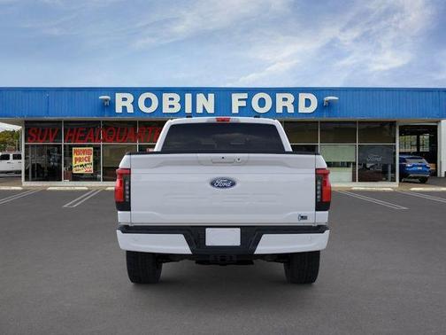Oxford White 2025 Ford F-150 Lightning Flash