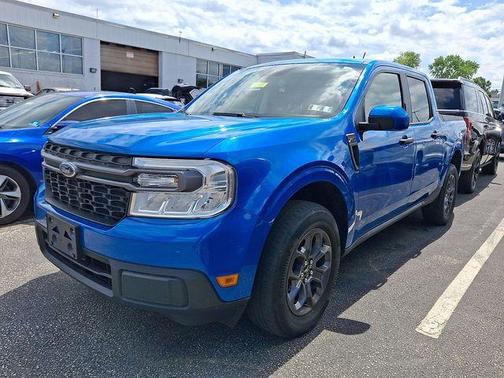 Blue Metallic 2022 Ford Maverick XLT