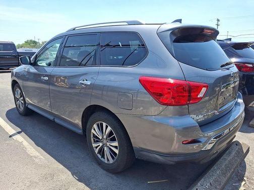 Gun Metallic 2020 Nissan Pathfinder SV