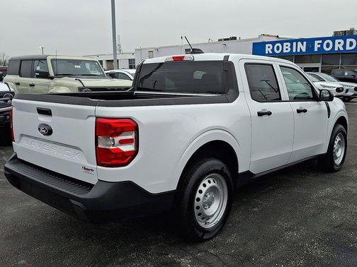 2025 Ford Maverick XL