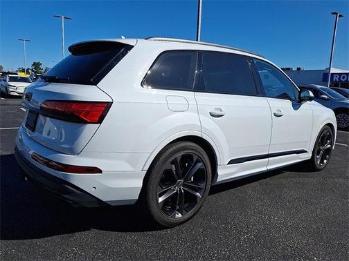 2025 Audi Q7 55 Prestige