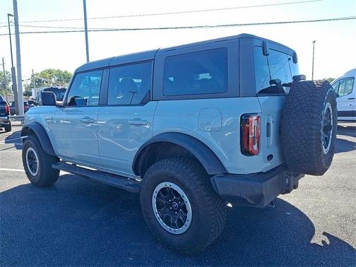 2022 Ford Bronco Outer Banks