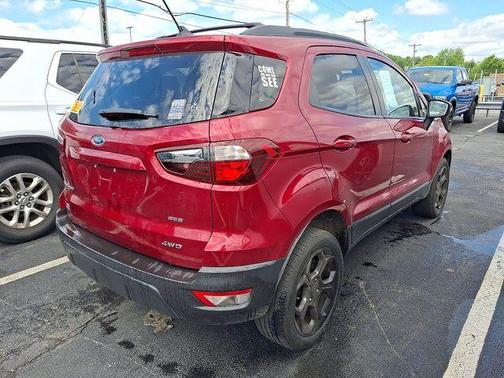 Ruby Red Metallic 2018 Ford EcoSport SES