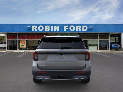 Carbonized Gray Metallic 2026 Ford Explorer Active