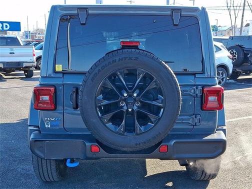 2024 Jeep Wrangler 4xe Sahara