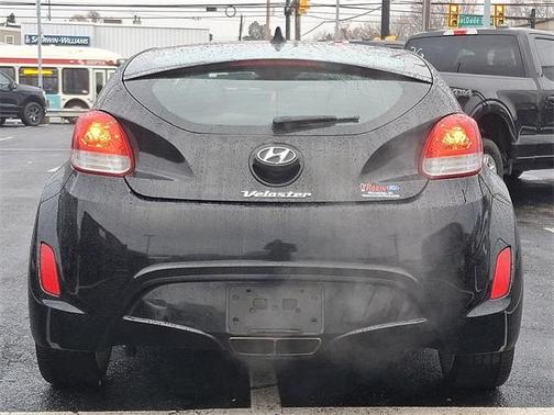 2013 Hyundai Veloster Base