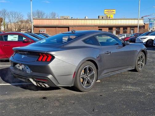 2025 Ford Mustang EcoBoost
