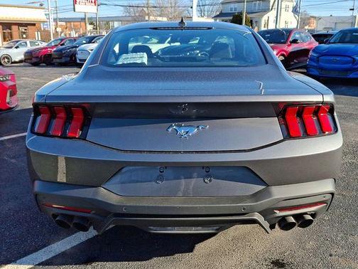 2025 Ford Mustang EcoBoost