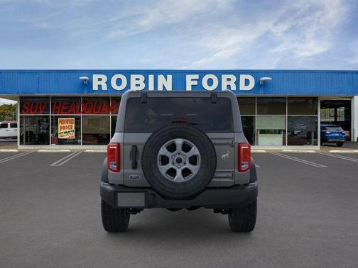 Gray 2026 Ford Bronco Big Bend