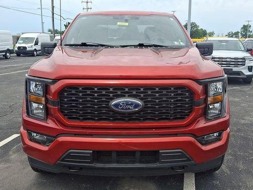 Chili Pepper Red 2023 Ford F-150 XL