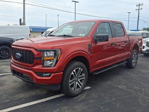 Chili Pepper Red 2023 Ford F-150 XL