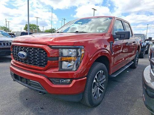 Chili Pepper Red 2023 Ford F-150 XL