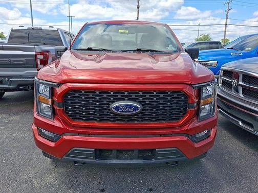 Chili Pepper Red 2023 Ford F-150 XL