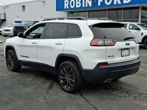 Bright White Clearcoat 2021 Jeep Cherokee Latitude Lux