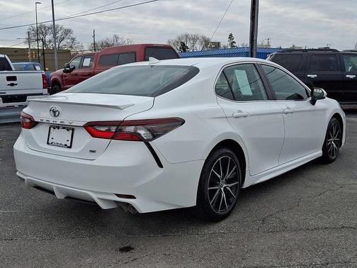 2021 Toyota Camry SE