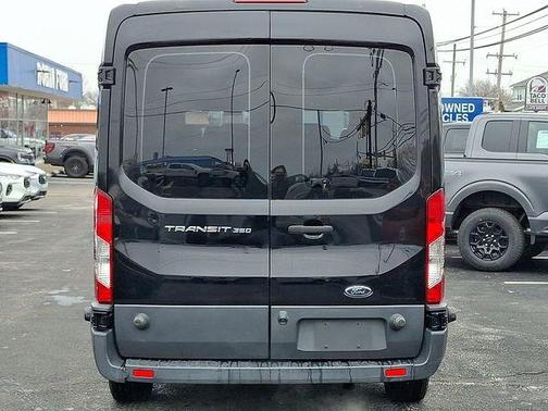 2017 Ford Transit-350 XL
