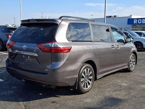 2020 Toyota Sienna Limited