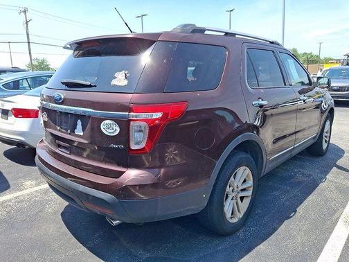 Bordeaux Reserve Red Metallic 2011 Ford Explorer XLT