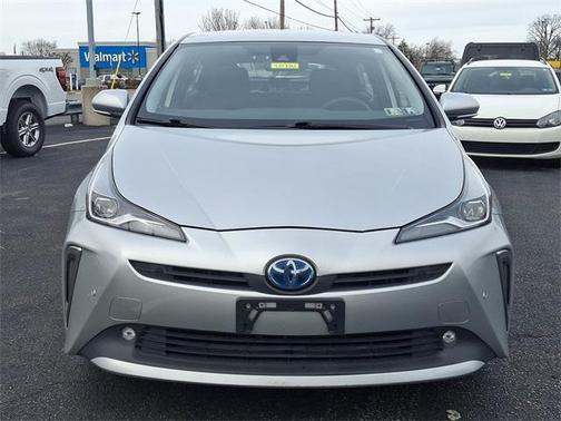 2020 Toyota Prius LE