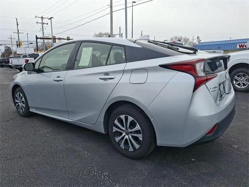 2020 Toyota Prius LE