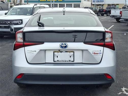 2020 Toyota Prius LE