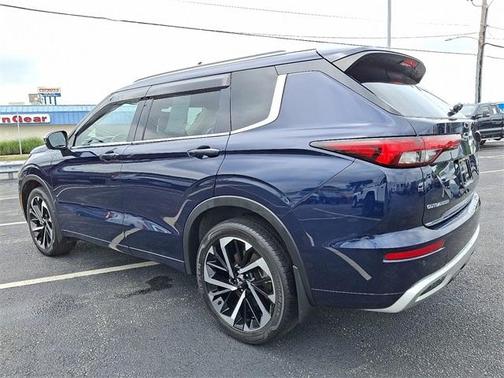 2022 Mitsubishi Outlander SEL
