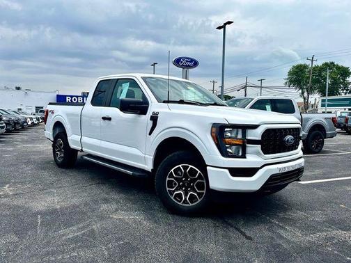 Oxford White 2023 Ford F-150 XL