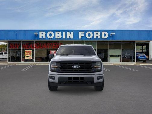 Avalanche 2026 Ford F-150 XLT
