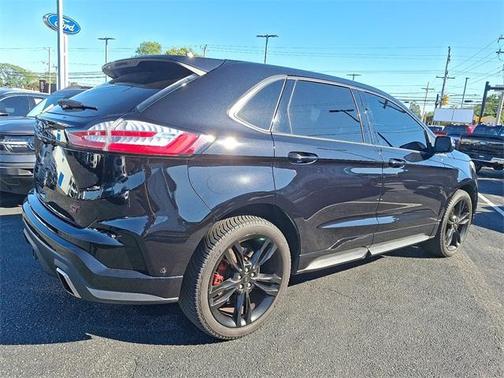 2020 Ford Edge ST
