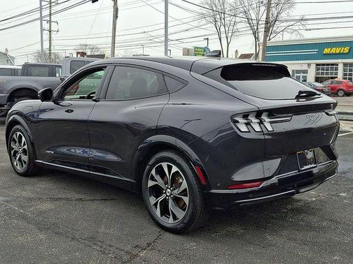 2022 Ford Mustang Mach-E Premium