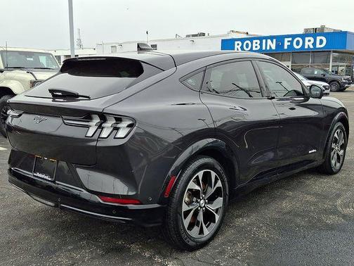 2022 Ford Mustang Mach-E Premium