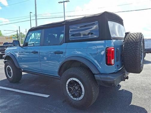 2022 Ford Bronco Black Diamond