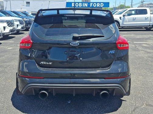 Shadow Black 2017 Ford Focus RS Base
