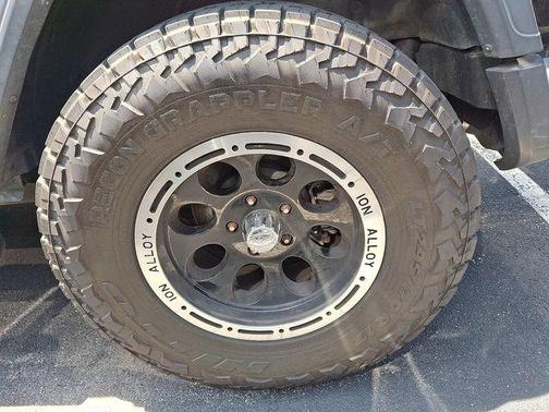 Black Clearcoat 2018 Jeep Wrangler Unlimited Sport