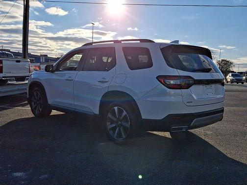 2023 Honda Pilot Elite